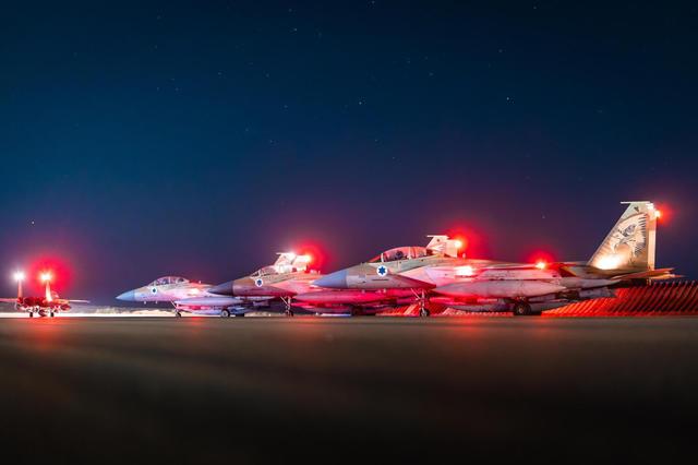 Israeli jets